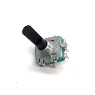 검은 EC16은 회전 인코더 버튼 DC250V 플라스틱 샤프트를 바꿉니다