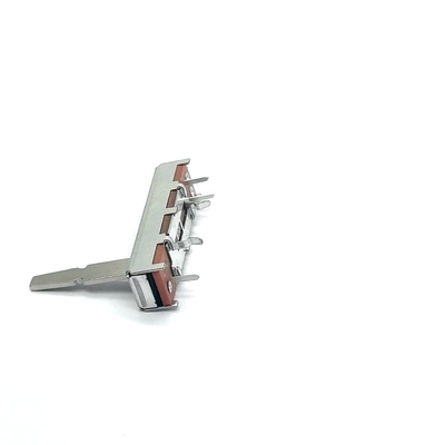 C2043N 금속 손잡이 20mm 여행 8.1 Mm 와이드 사운드 콘솔 이어폰 및 마이크에 사용
