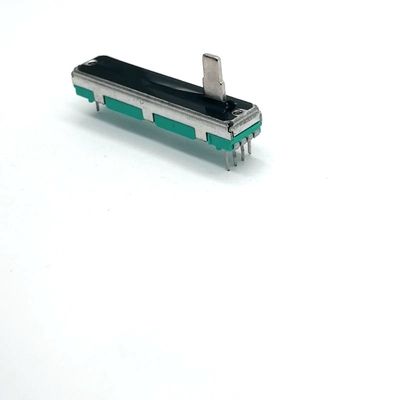 C3044G 금속 손잡이 30mm 여행 8.1 Mm 와이드 사운드 콘솔 이어폰 및 마이크에 사용