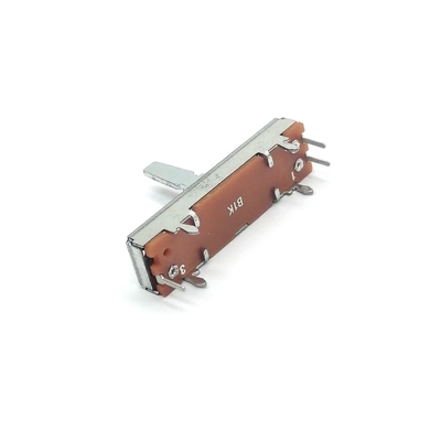 C3021N 금속 손잡이 20mm 여행 8.1 Mm 와이드 사운드 콘솔 이어폰 및 마이크에 사용